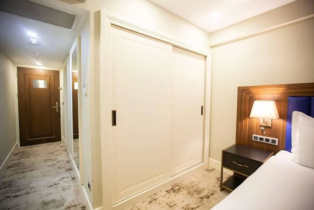ホテル Ramada Plaza Sultanahmet イスタンブール