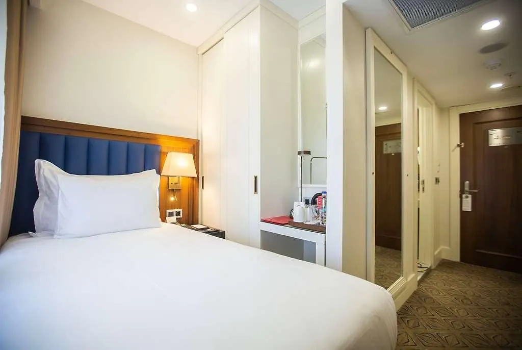 ホテル Ramada Plaza Sultanahmet イスタンブール